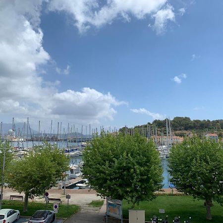 Appartement Les Pieds Dans L'Eau 생 망드리에 쉬르 메르 외부 사진